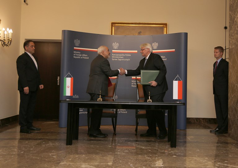 Zarif in Poland (11)