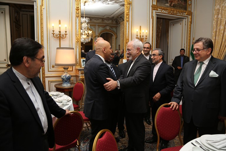 Zarif in Paris (23)