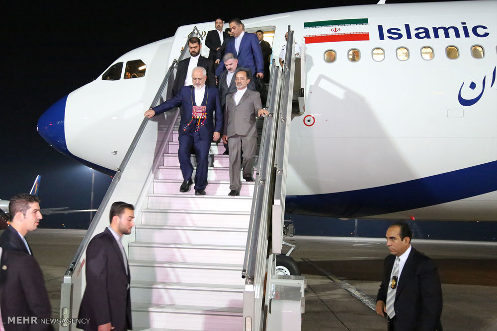 Zarif arrives in Bolivia