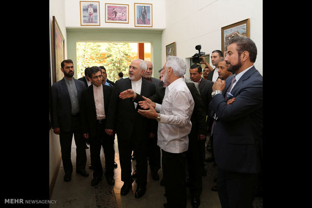 Zarif meets with Nicaraguan counterpart  (11)