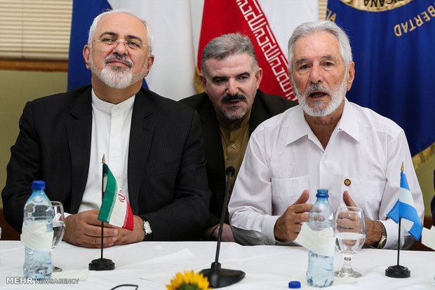 Zarif meets with Nicaraguan counterpart  (5)