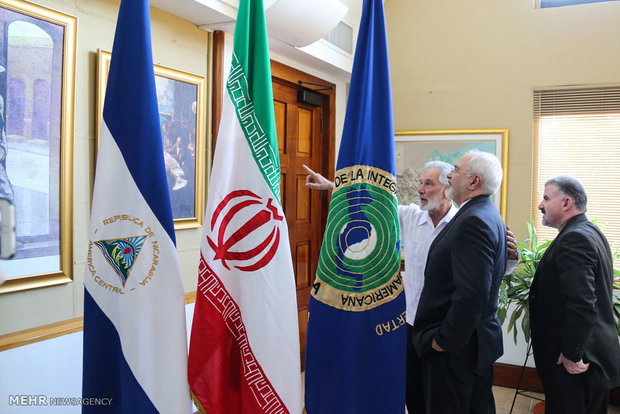 Zarif meets with Nicaraguan counterpart  (9)